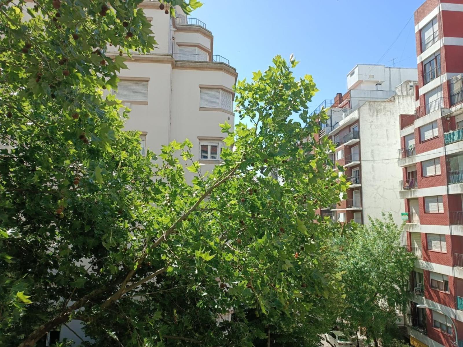Apartamento Esquina Luminosa Zona Plaza Colon